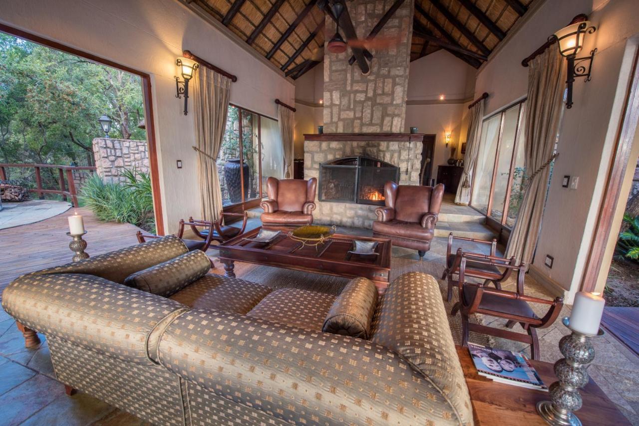 Shumbalala Game Lodge Rezervația naturală și safari Thornybush Exterior foto