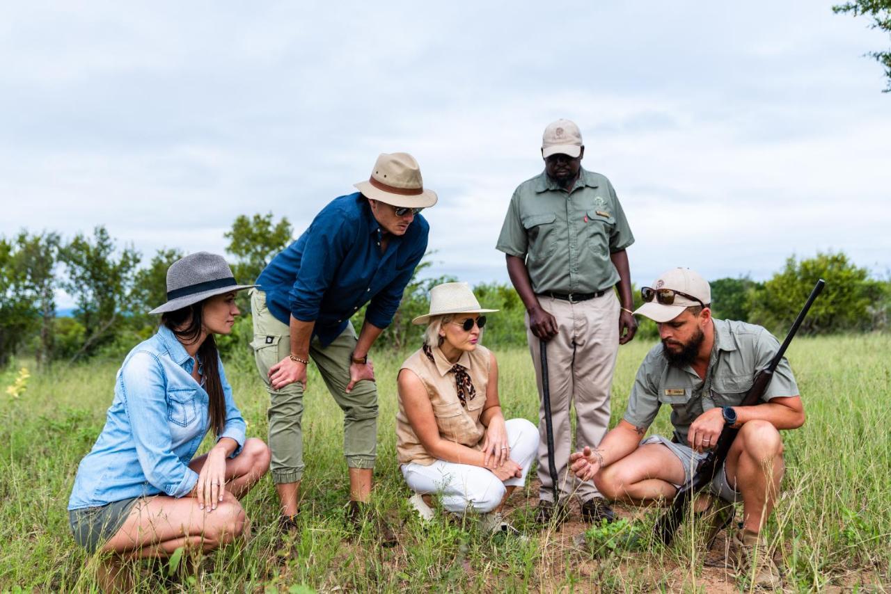 Shumbalala Game Lodge Rezervația naturală și safari Thornybush Exterior foto