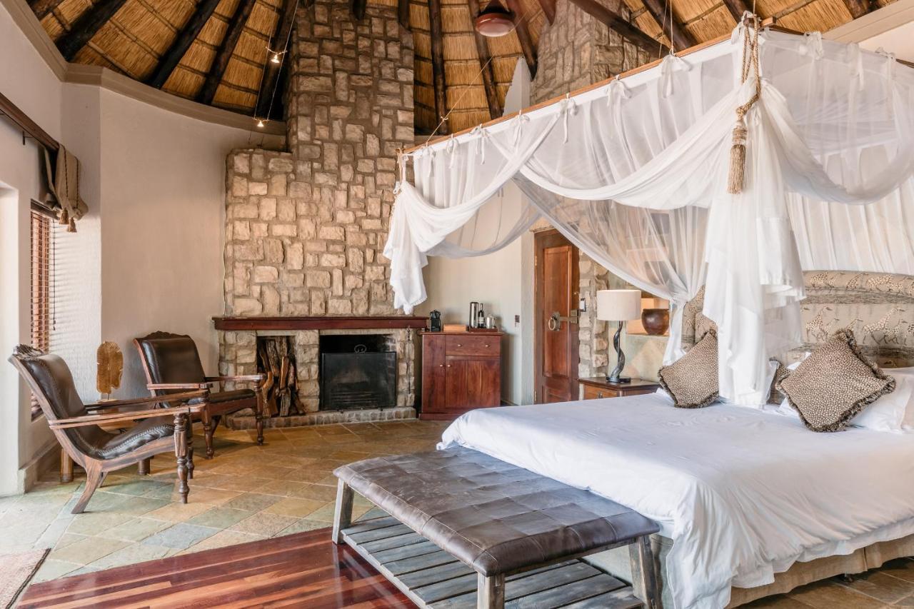 Shumbalala Game Lodge Rezervația naturală și safari Thornybush Exterior foto