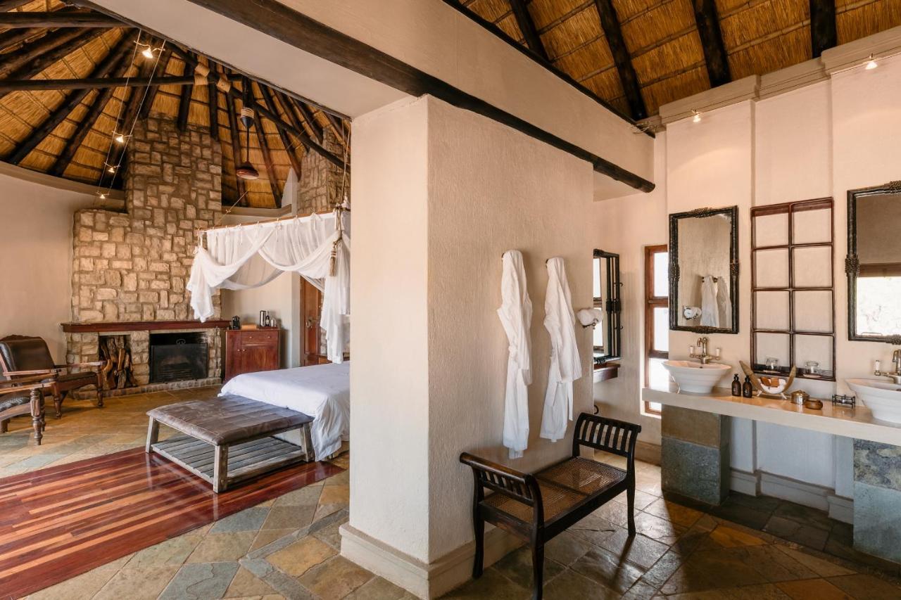 Shumbalala Game Lodge Rezervația naturală și safari Thornybush Exterior foto